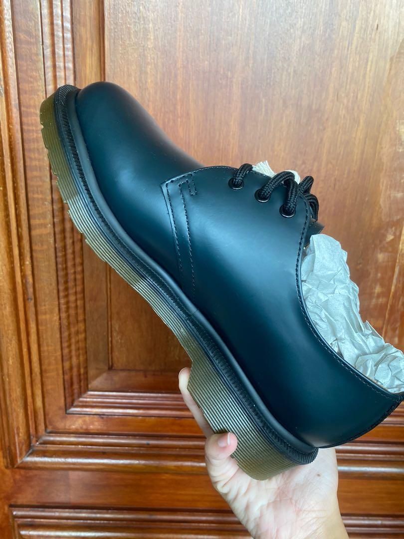 Dr martens hotsell 1416 black