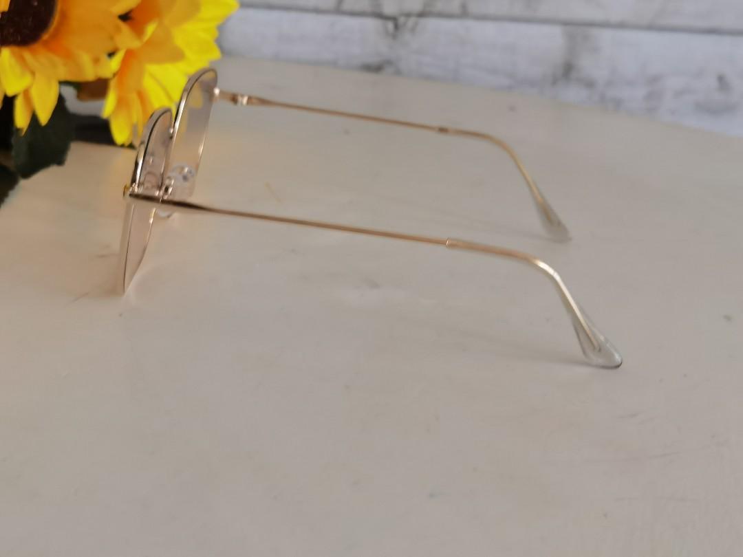 Gucci Retro Sunglasses / Eyeware, Women