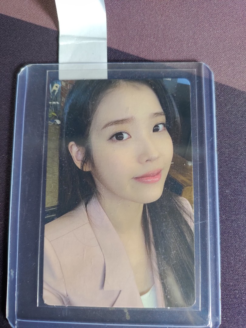 IU Liliac Preorder Photocard Hobbies Toys Memorabilia
