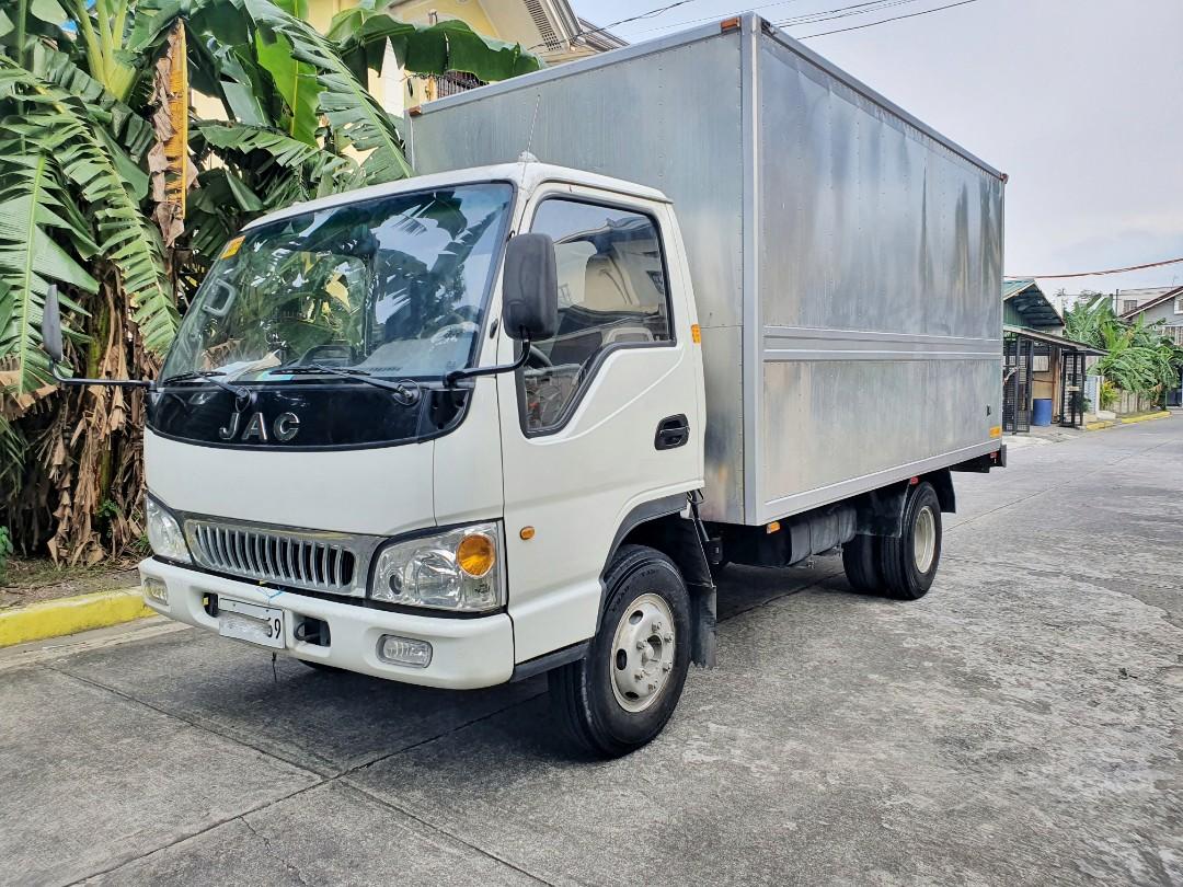 JAC King closed aluminum van 14 feet 6 wheeler 2020 acquired manual mt