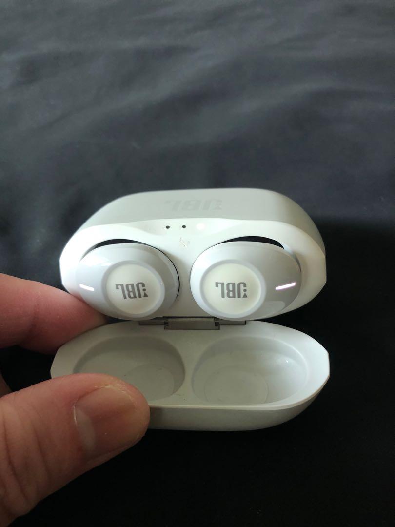 101% Authentic JBL Tune 120 TWS Bluetooth Earpiece, Audio, Earphones on  Carousell