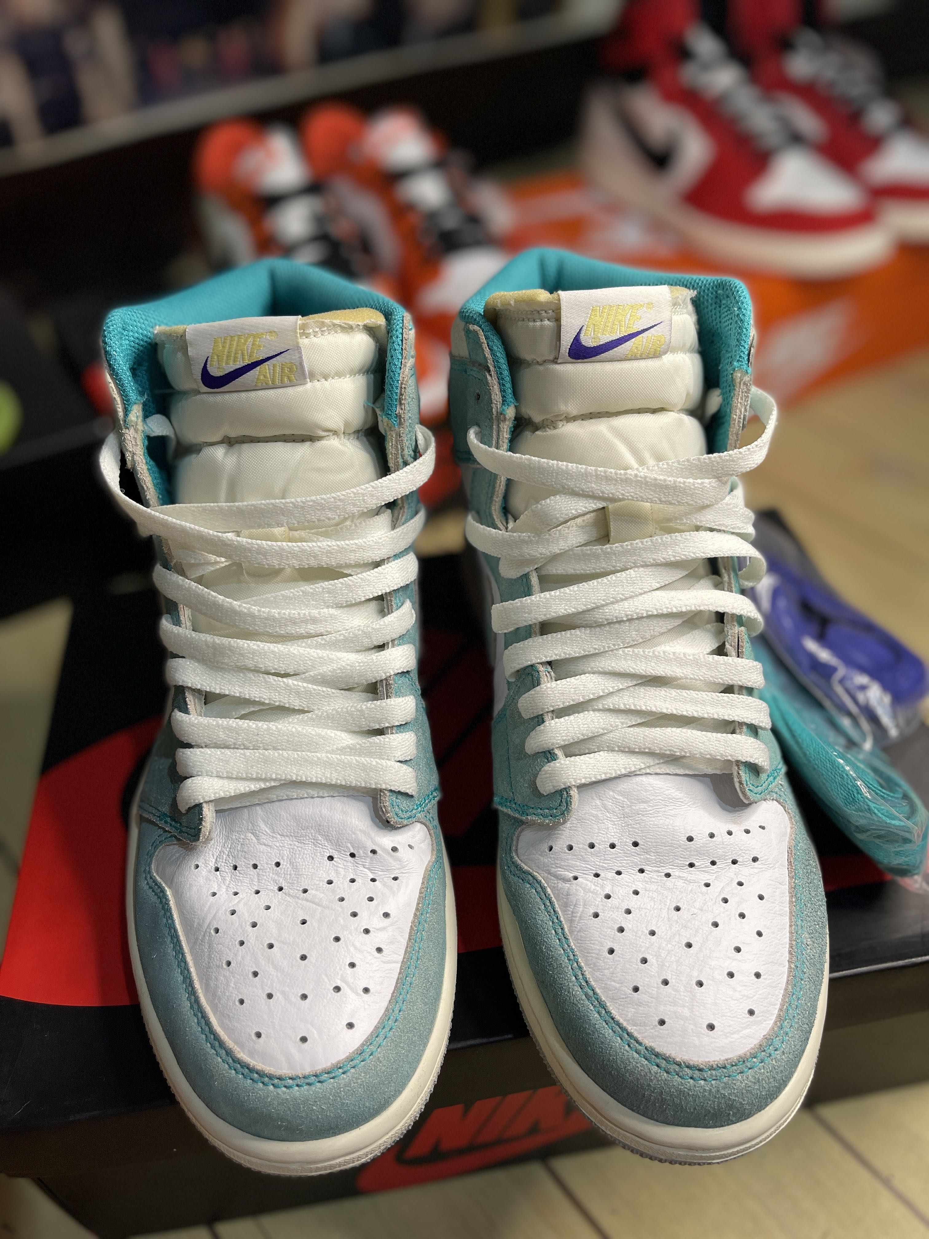 Jordan 1 shop turbo green laces