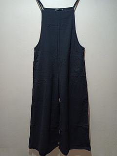 (Category: ) located in . Submitted by your.clothes (Listing ID 1110824836, Image 1). Description: .