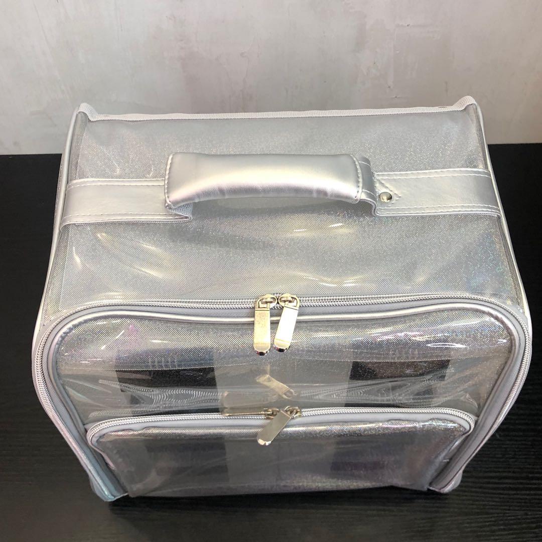 KC -GL27HL Make up bag silver glittery (Category: Makeup) located in Mandaluyong City. Submitted by gladkingphilippines (Listing ID 1110716327, Image 2). Description: .
