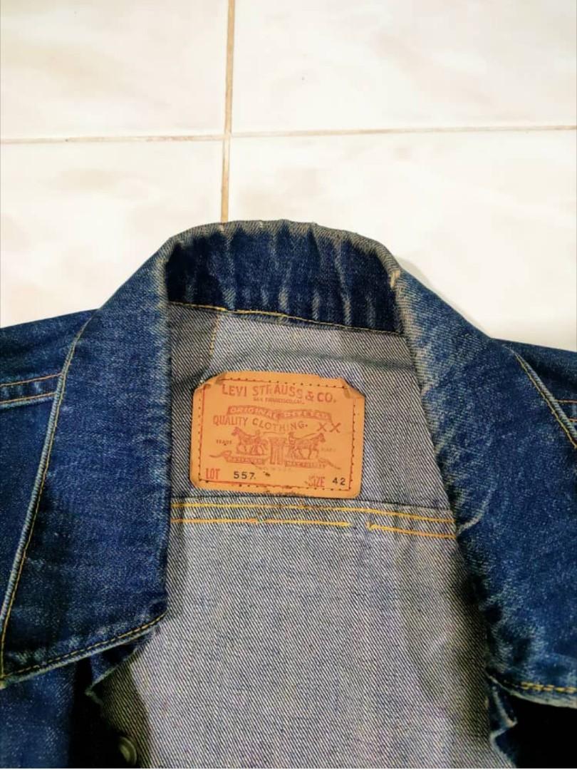Levis Jacket 557 Type III Button D, Men's Fashion, Tops & Sets, Tshirts &  Polo Shirts on Carousell