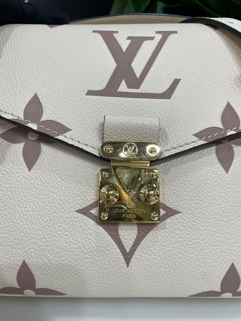 LOUIS VUITTON Metis Pochette Bicolor Empreinte Leather Crossbody Bag B