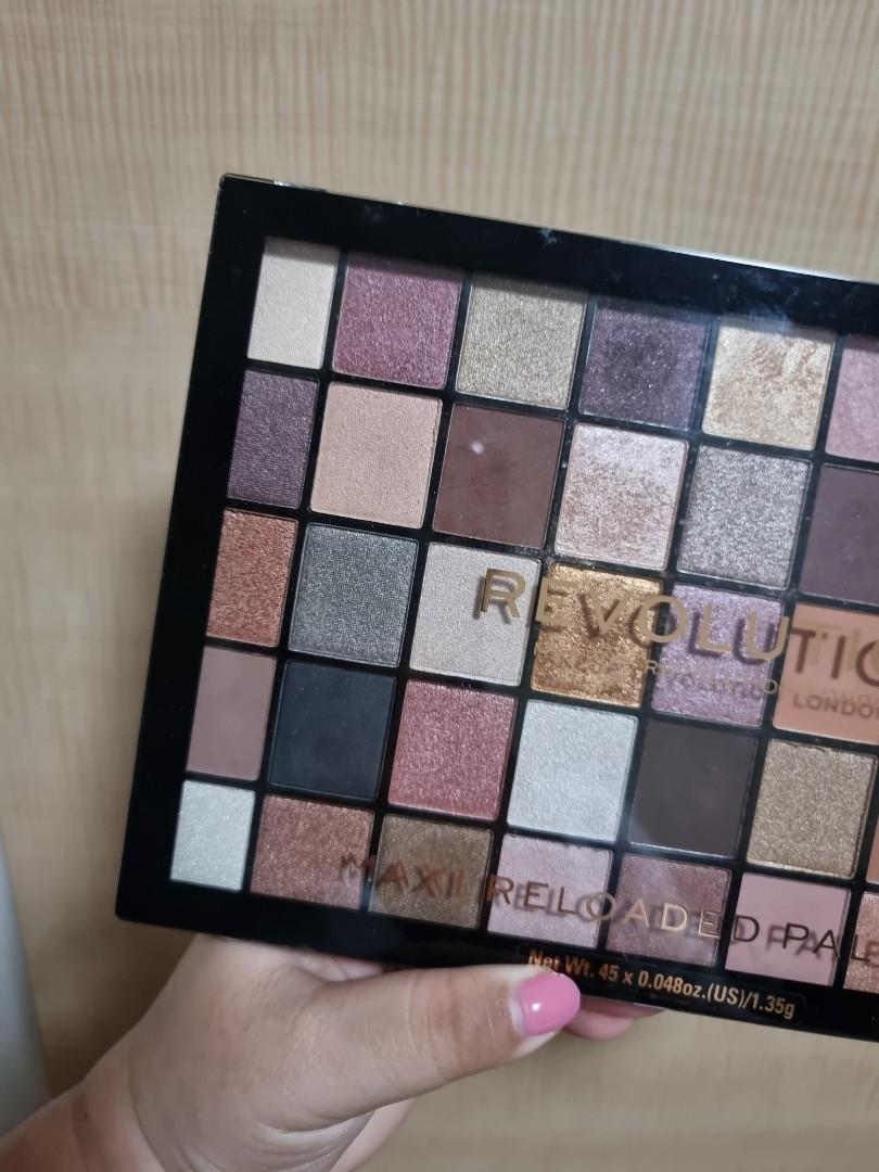 Maxi Reloaded Palette, Eyeshadow Palette, 45 Highly Pigmented Neutral  Shades, Large It Up, 1.35g