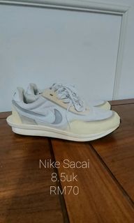 (Category: ) located in . Submitted by sneakers_world (Listing ID 1110716268, Image 1). Description: .