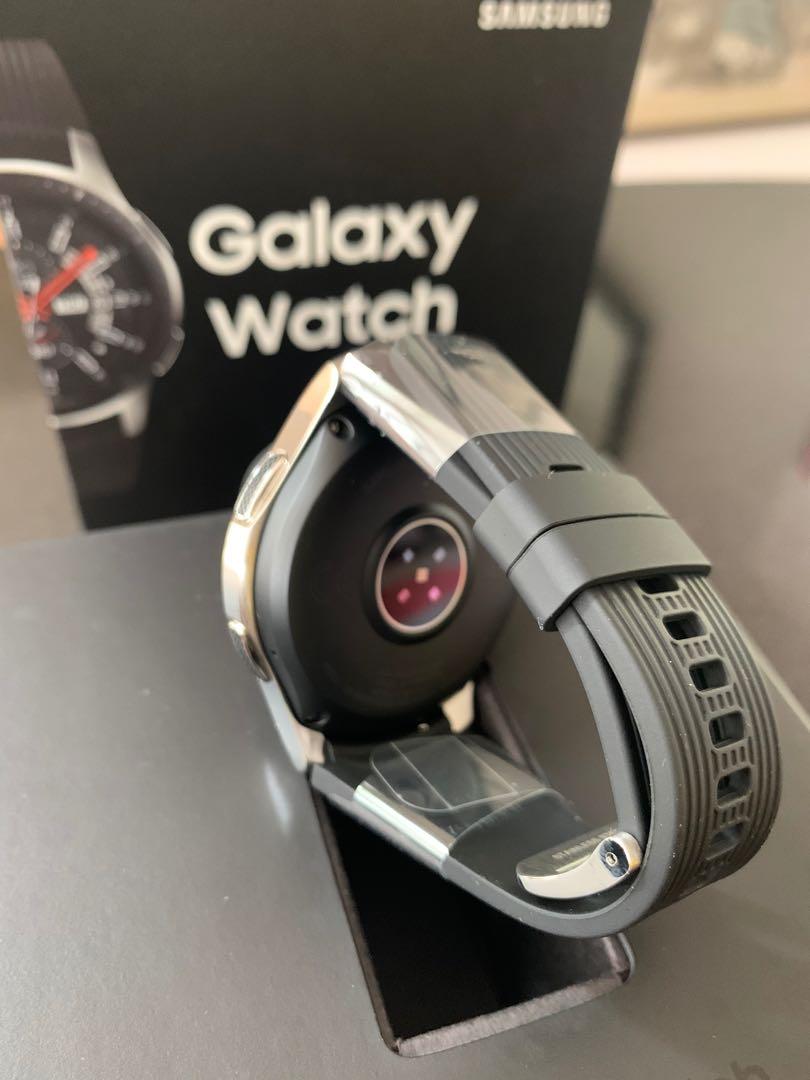 Samsung Galaxy Watch 46mm Silver Bluetooth SM R800
