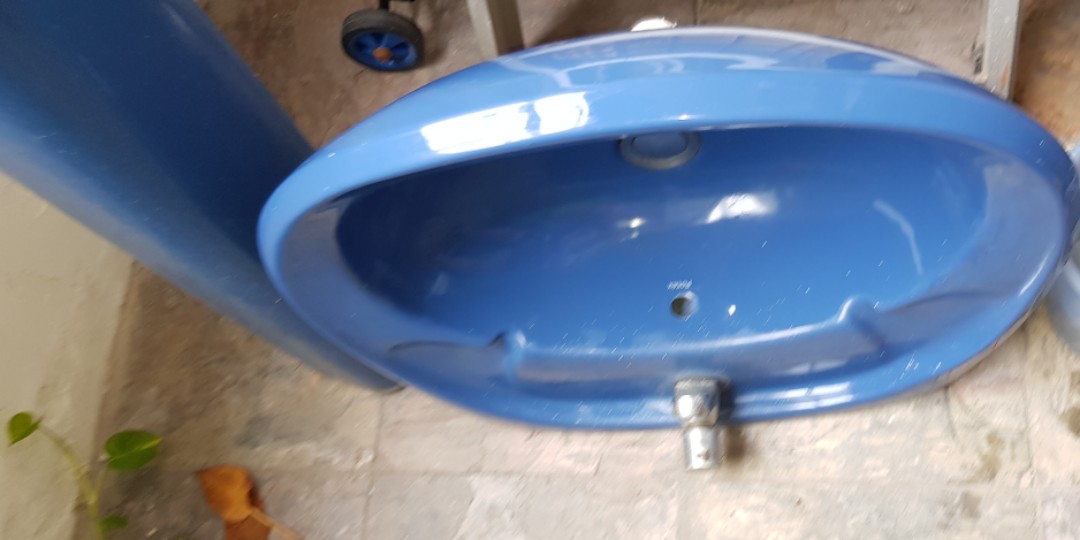 Toilet basin with stand, Furniture & Home Living, Bathroom & Kitchen