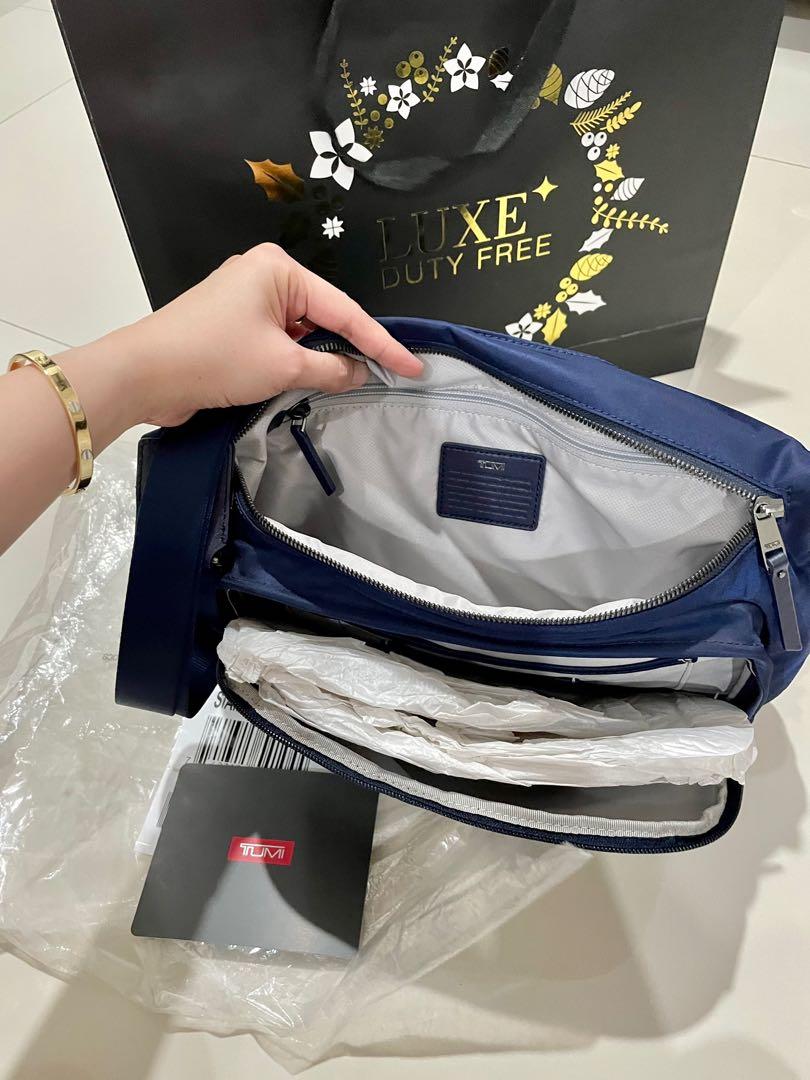 Tumi voyageur siam crossbody 2025
