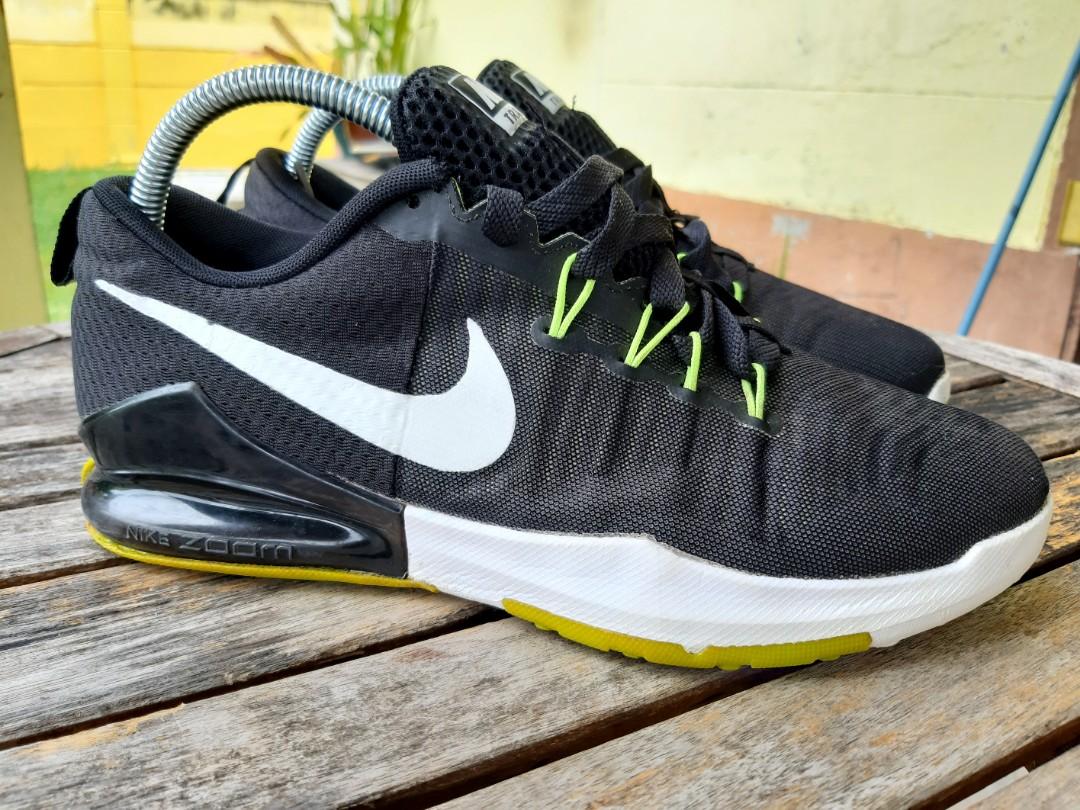 Nike zoom train discount action
