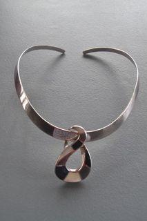 925 Silver Open Collar Choker/Bicolor Onyx Pendant