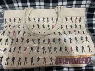 由 __yi__ (刊登 ID 1105086832，圖片 1) 提交，位於 的 (類別：)，說明：。