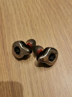 （分類：）位於 。 由 andytang01 提交（商品編號 1105076272，圖片 1）。簡介： 。