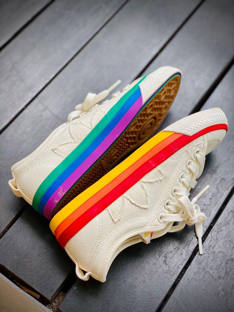 Adidas love unites sneakers top