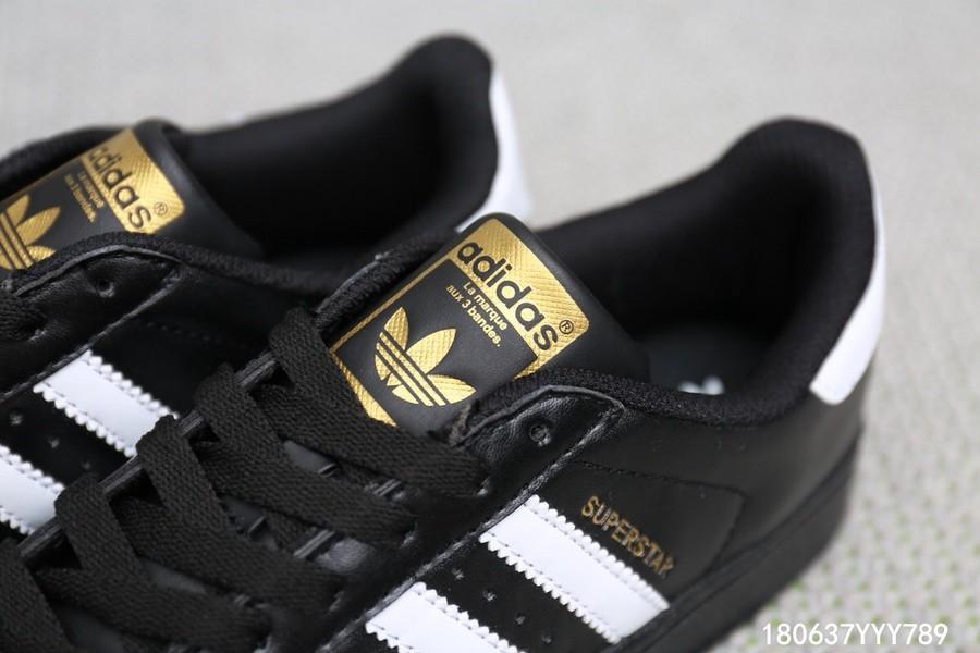 Superstar foundation top black gold