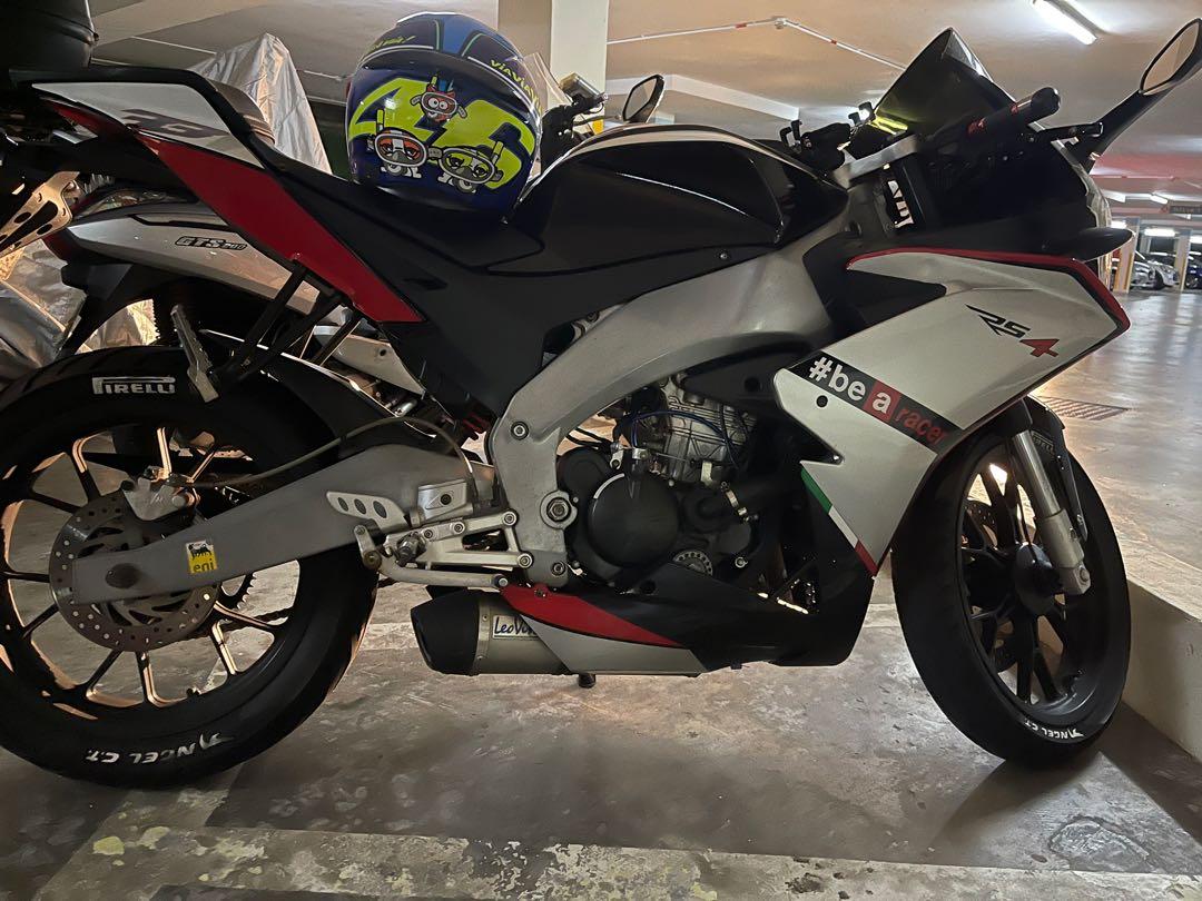 Rs4 125 for sale shop