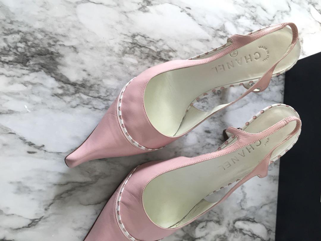 Pink best sale chanel heels