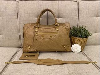 (Category: ) located in . Submitted by bagislifeshop (Listing ID 1105017694, Image 1). Description: .