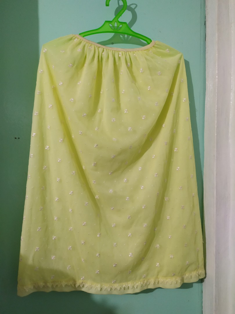 Bundle!! Yellow half slip, Women's Fashion, Bottoms, Skirts on Carousell