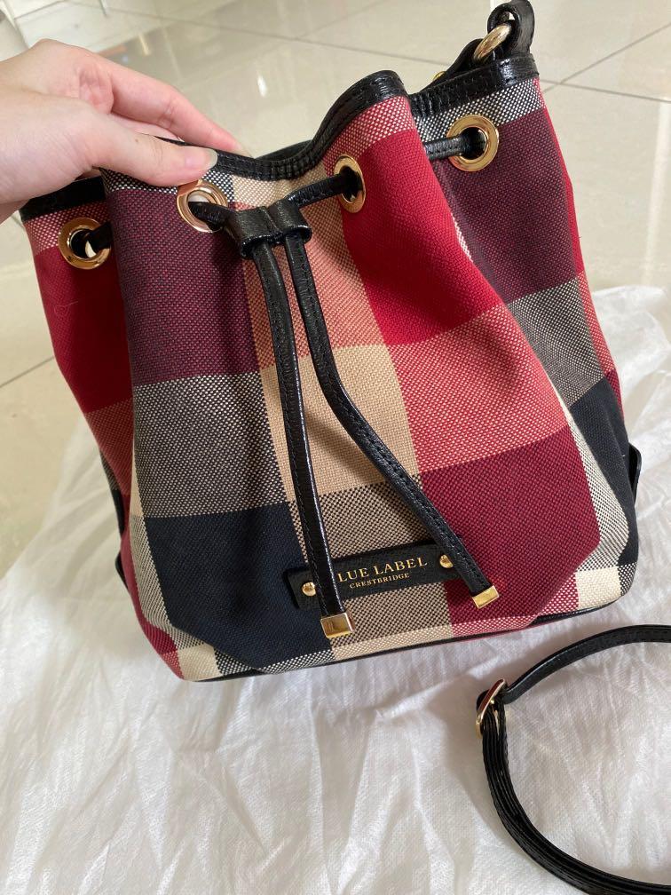 Burberry bucket bag red online