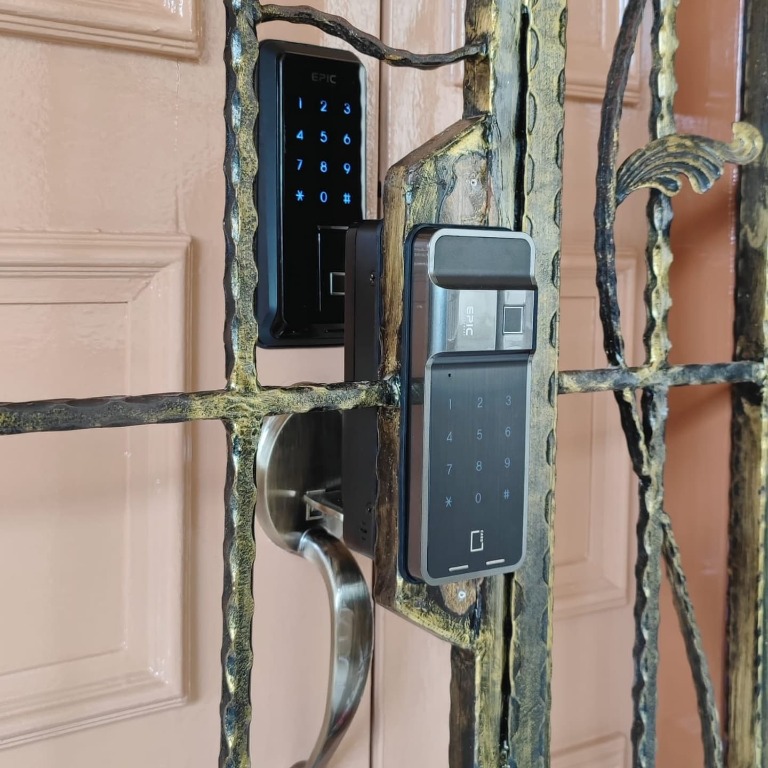 HDB / BTO maindoor and gate fingerpring digital lock 699, Furniture