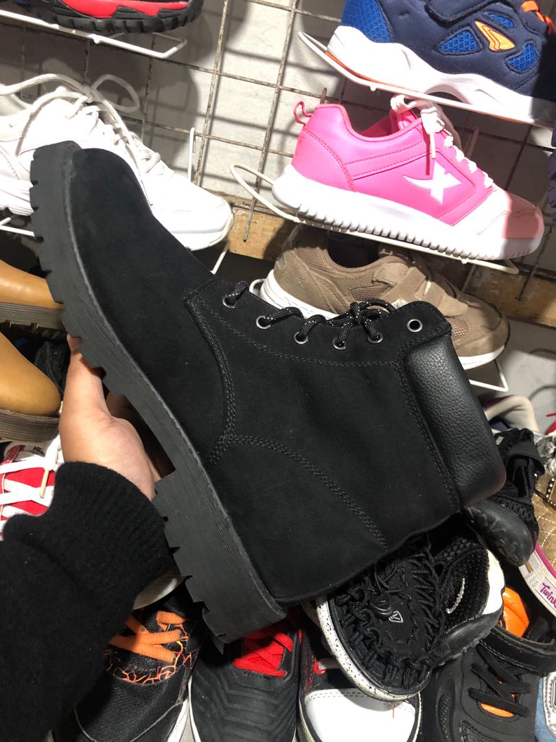 H M Men s Boots Black 45 Europe Men s Fashion Footwear Boots on Carousell