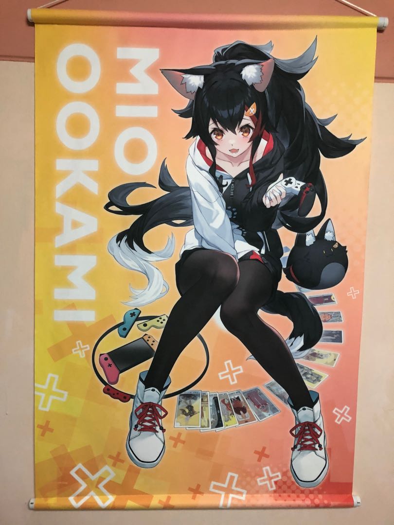 Hololive Ookami Mio Tapestry (Limited Edition Capcom Netcatcher ...