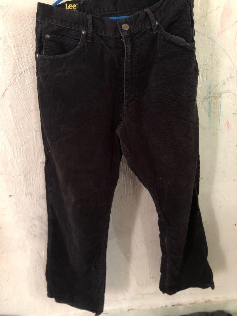 Lee jeans parent sales company