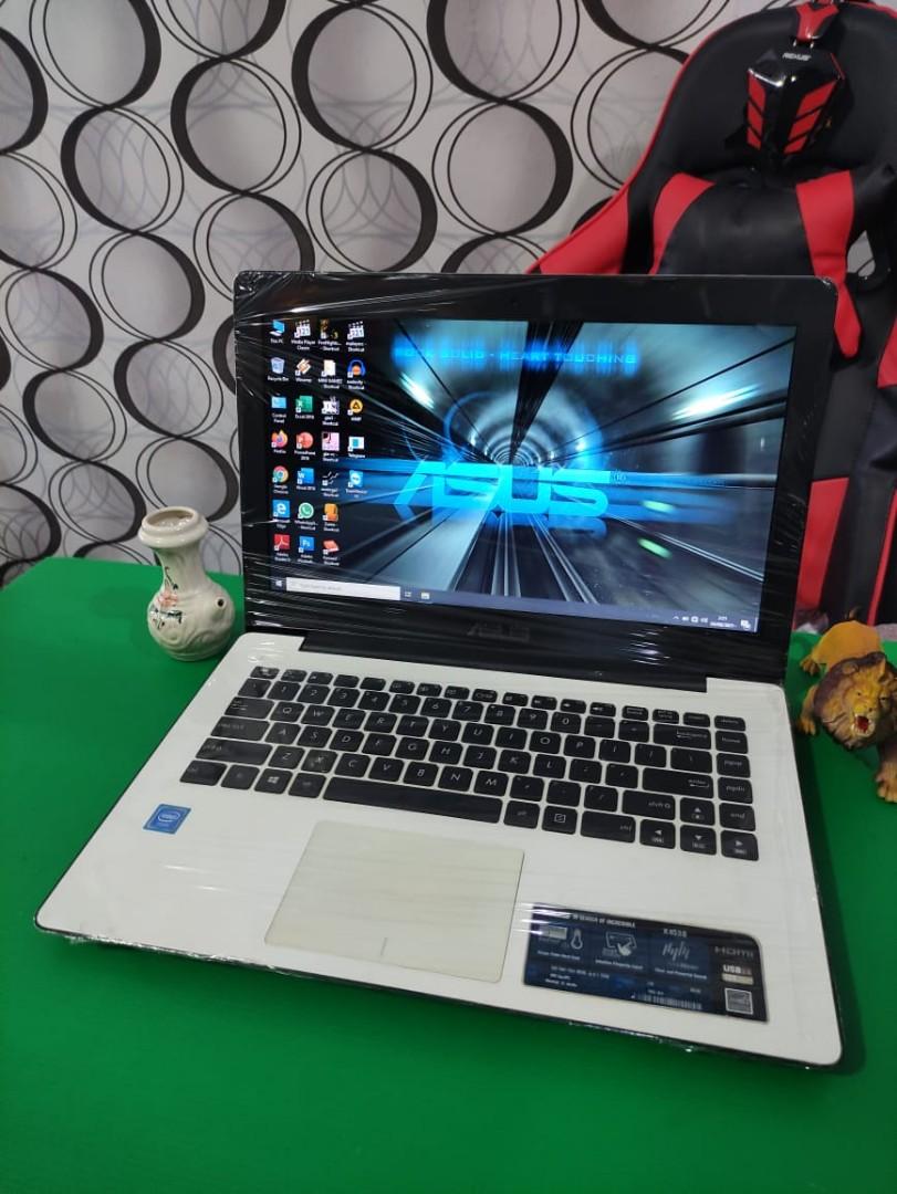 Lelang laptop Asus X453SAV5 SLIM White Edition