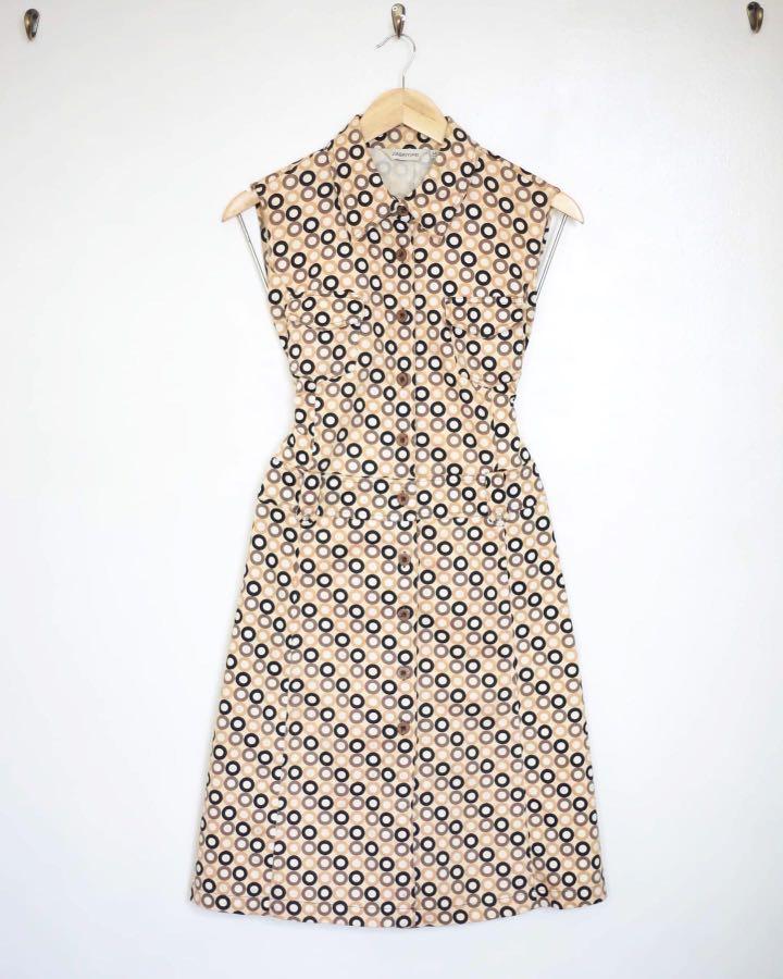 Long printed Vintage Dress (Category: Dresses) located in Makati City. Submitted by alysalen (Listing ID 1104971535, Image 1). Description: .