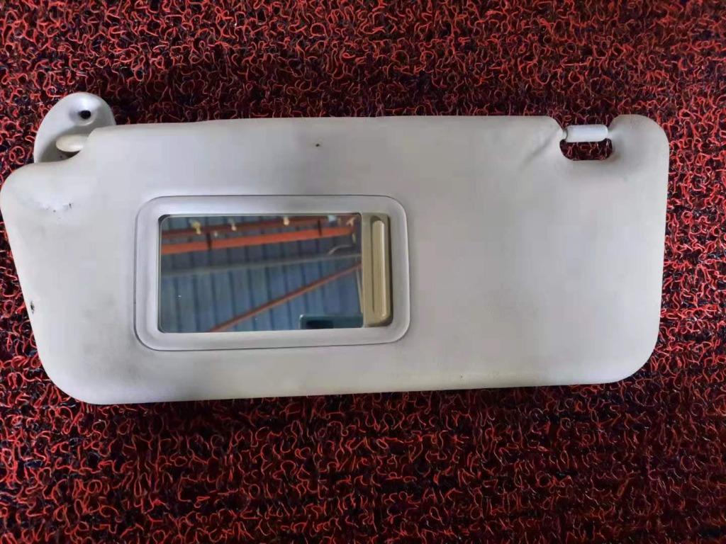 Toyota wish discount sun visor