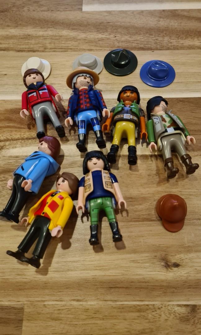 PLAYMOBIL 3217 5746 6157 Personnage Homme Veste Rouge Maison Dans Les