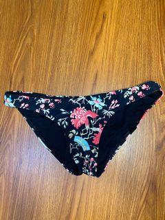 Ripcurl black flower bikini bottom size L