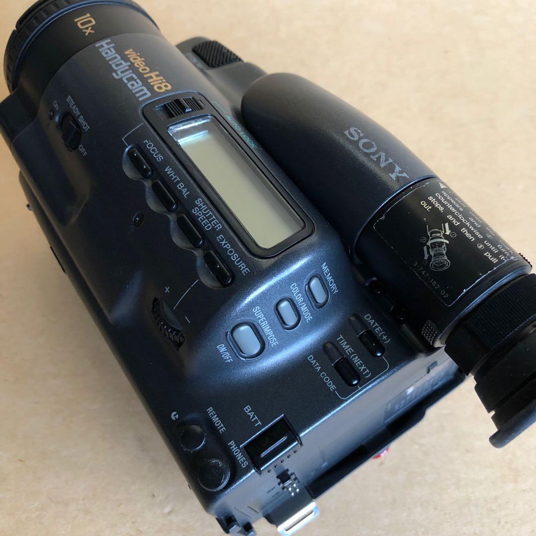 Sony CCD-TR805 Hi8 Video Camera (零件機), 攝影器材, 攝錄機- Carousell