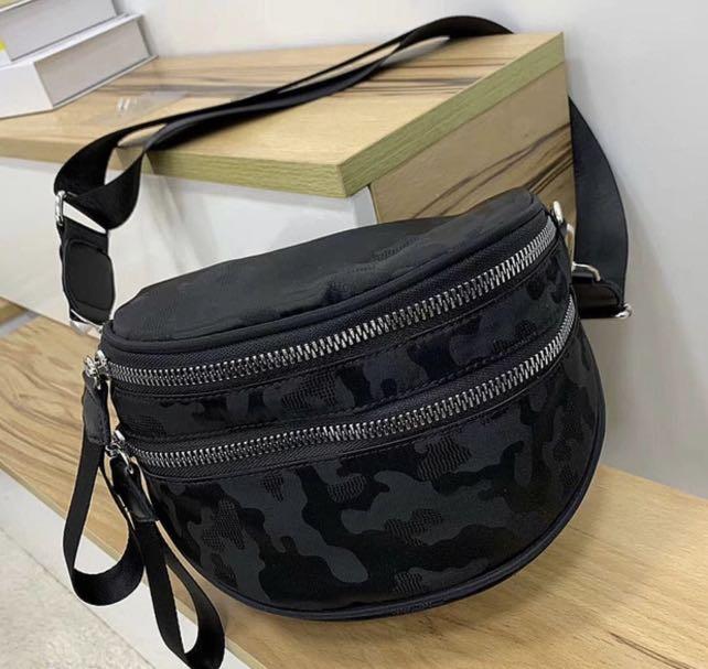 Stylish nylon crossbody waist Fanny bum bag