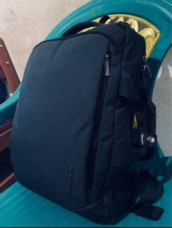 Tas Hush puppies