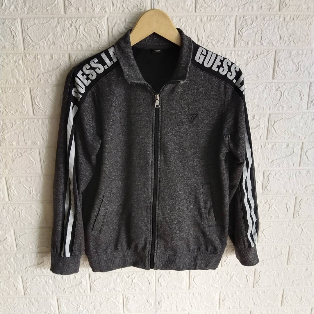 Guess track top store