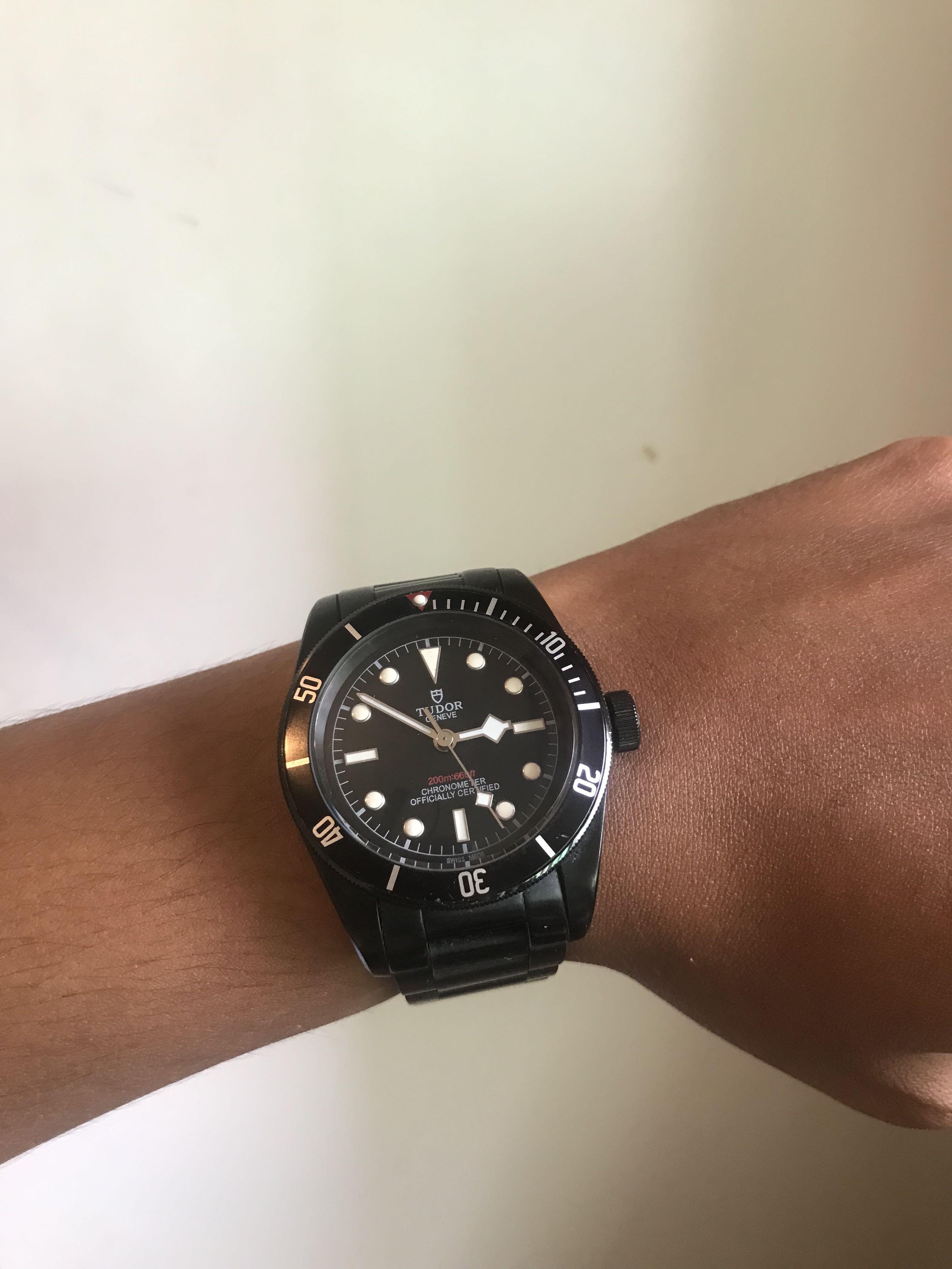 TUDOR BLACK BAY DARK REPLICA