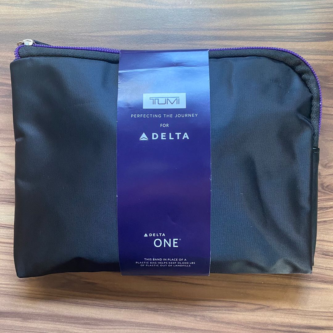 tumi delta airlines