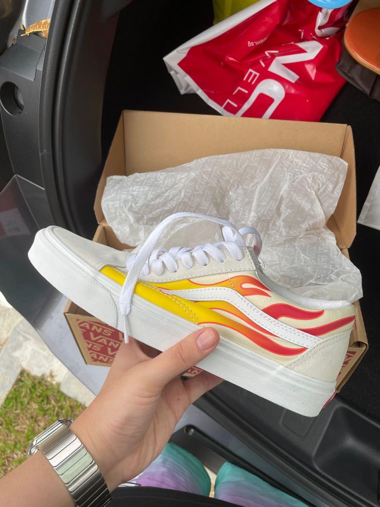 White flame clearance vans