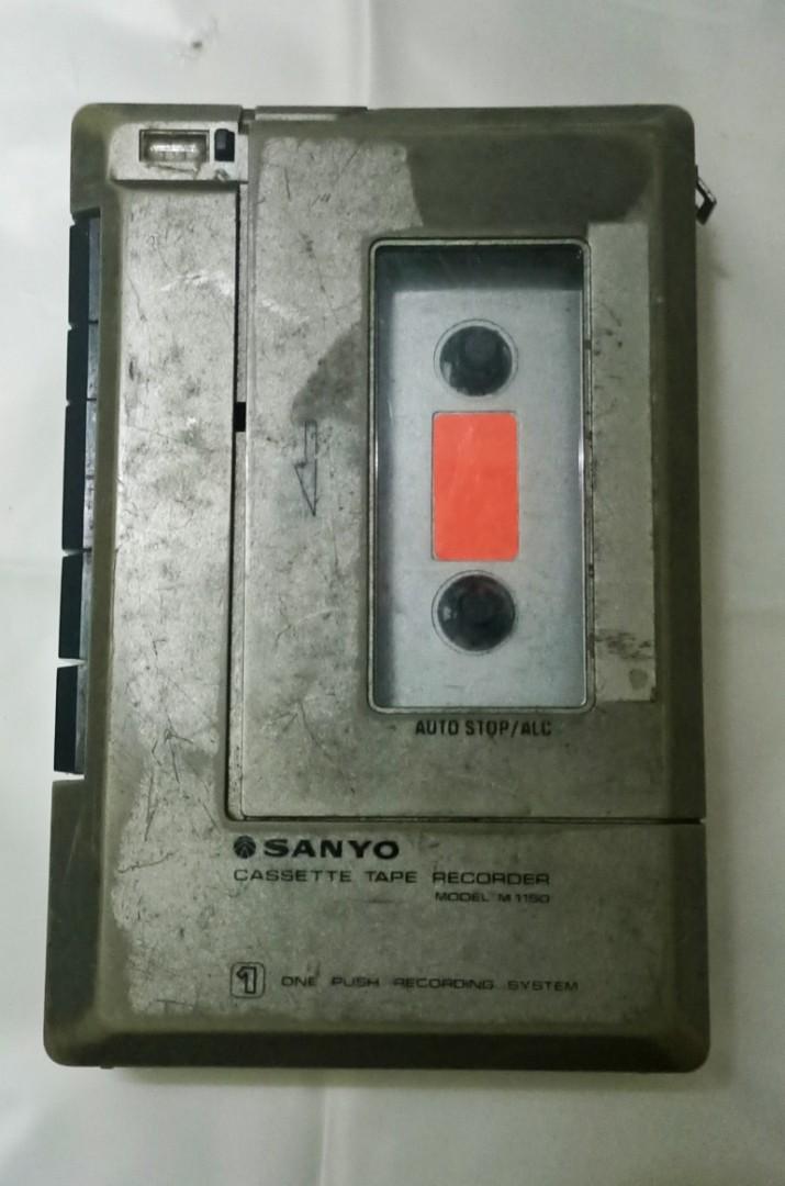 Vintage Sanyo cassette tape recorder M1150, Hobbies & Toys