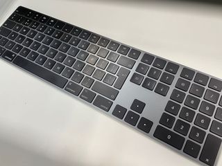 （分類：）位於 。 由 joellyp 提交（商品編號 1105186945，圖片 1）。簡介： 。