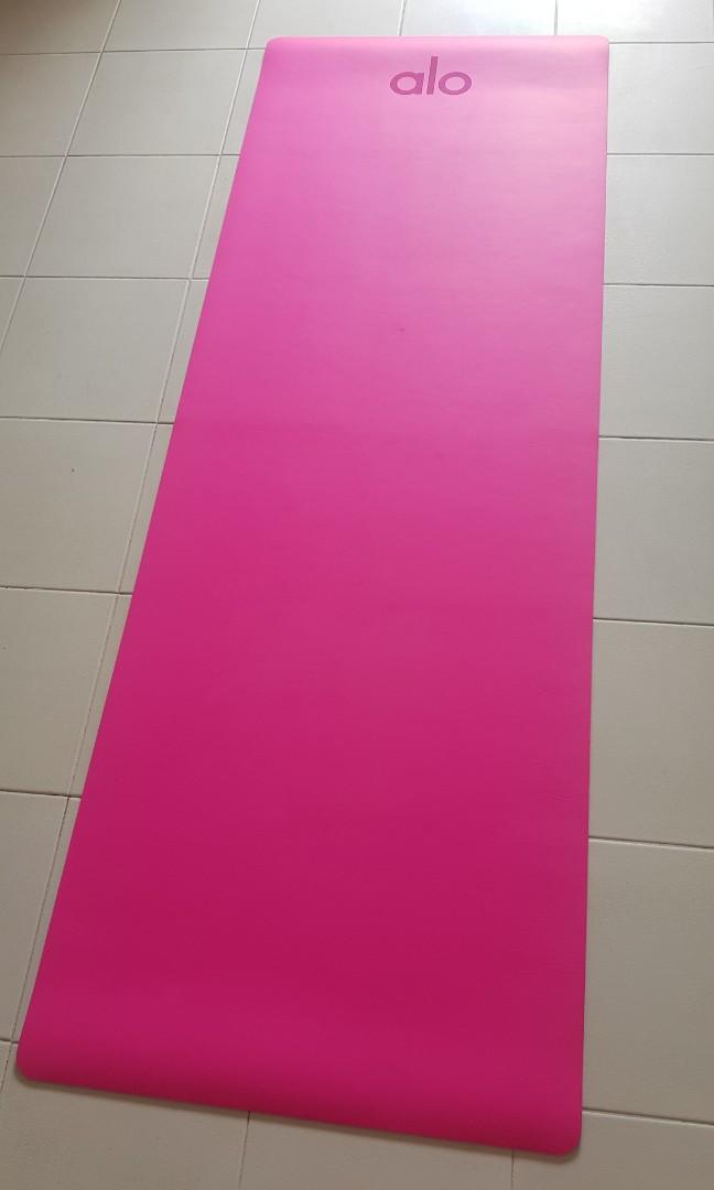 Alo Yoga - Hot Pink Warrior Yoga Mat