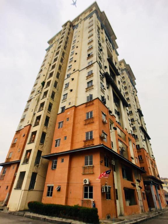 Apartment Sri Angkasa Shah Alam For Sale Property For Sale On Carousell