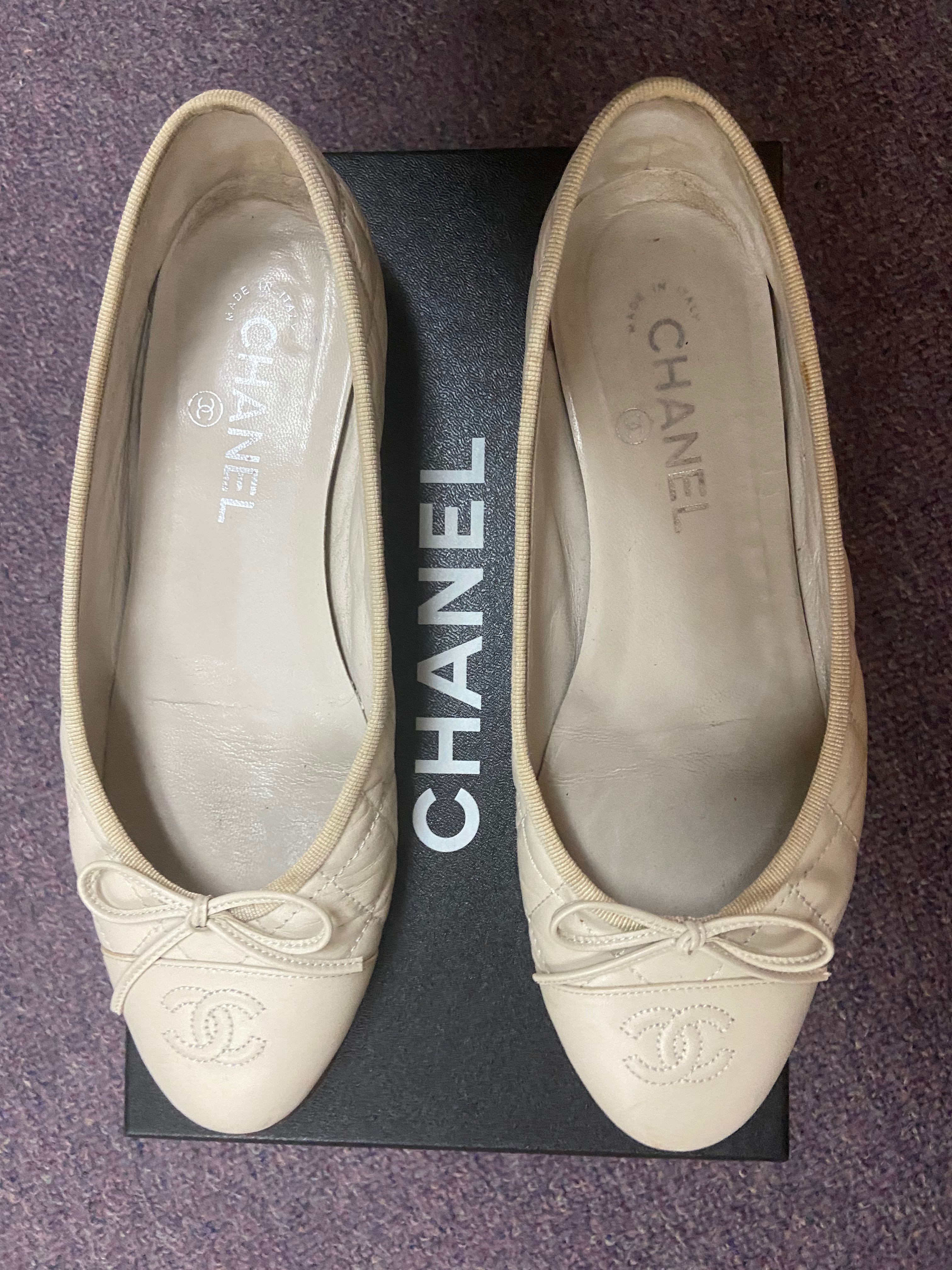 Authentic Chanel shoes, Women's Fashion, Footwear, Flats on Carousell