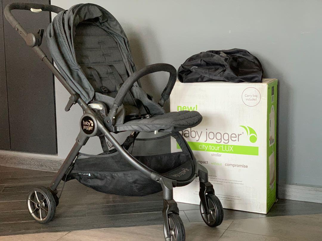 Baby jogger city discount tour second hand