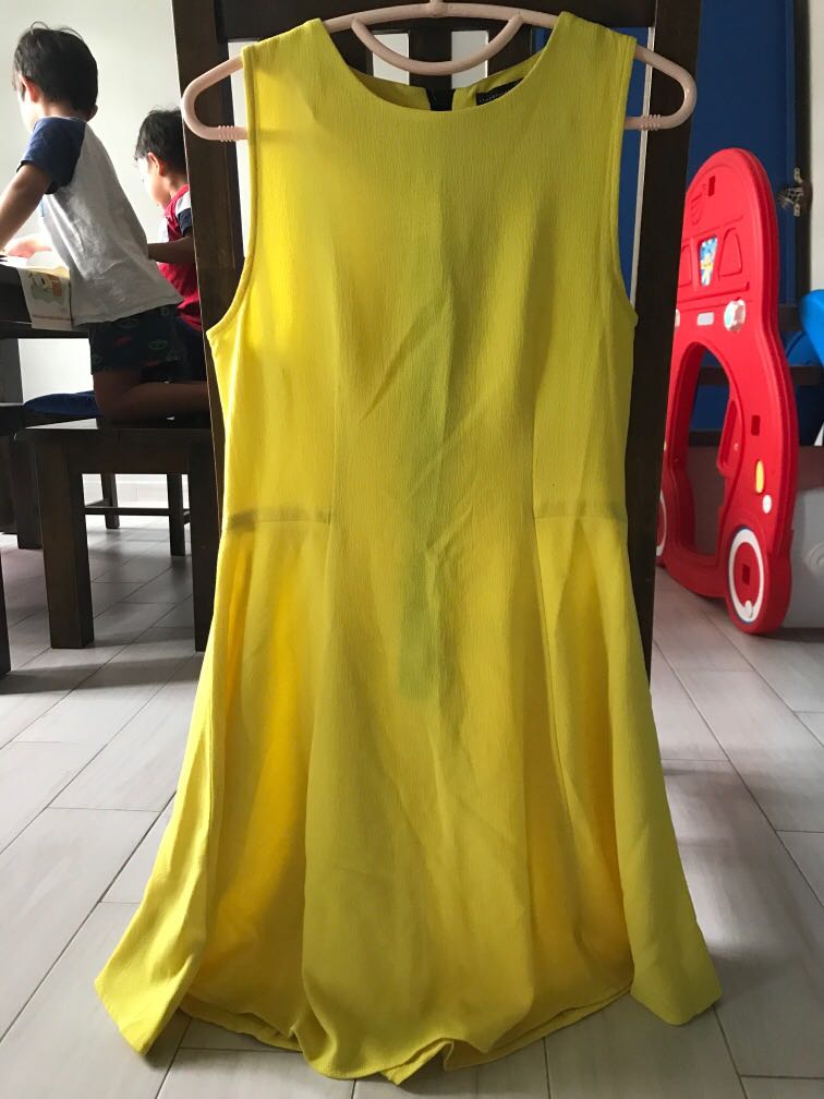 bright yellow clothes