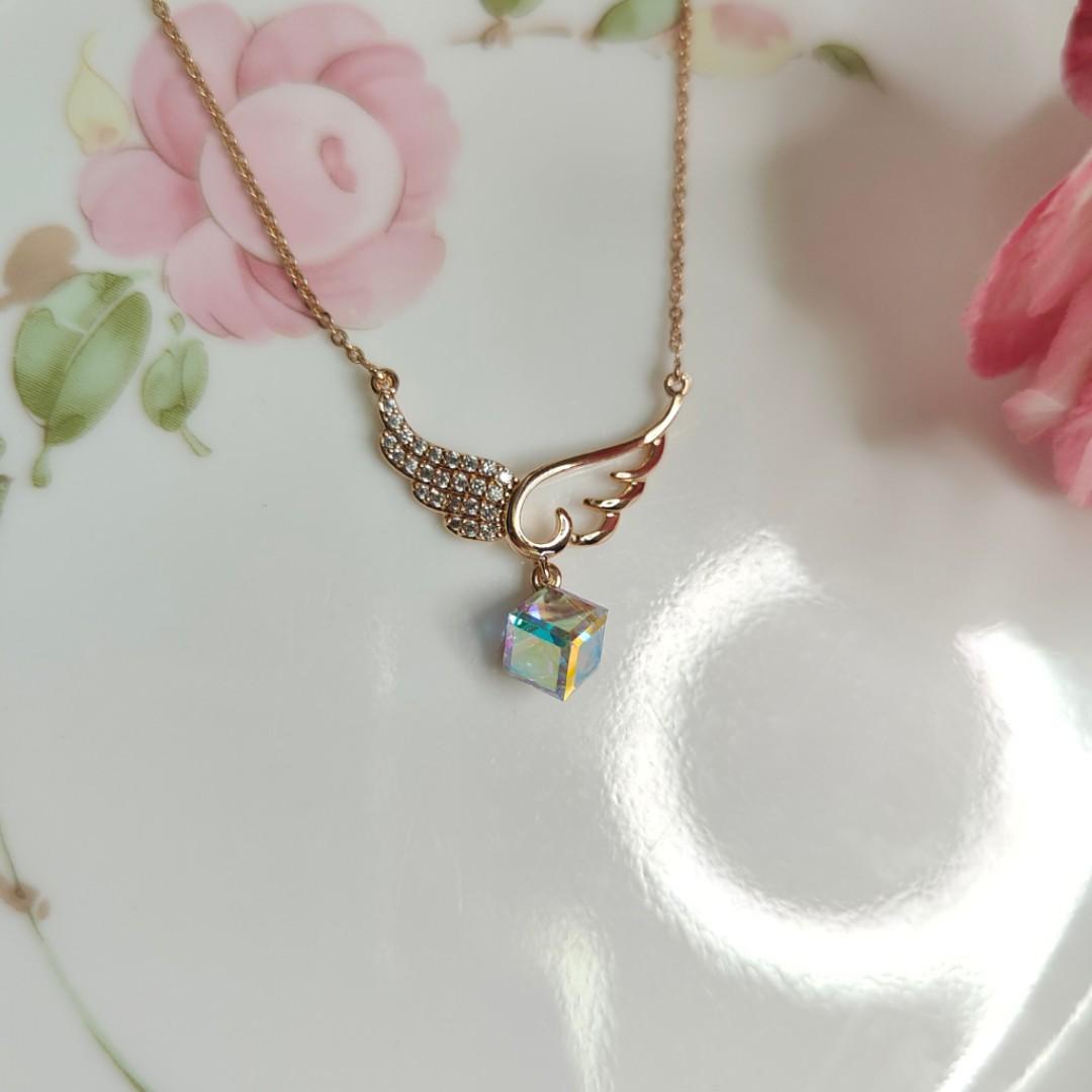 Cute necklace for her online